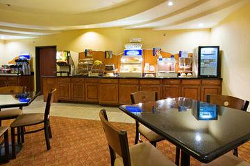 Express Staten Island West, An Ihg Hotel Nova York